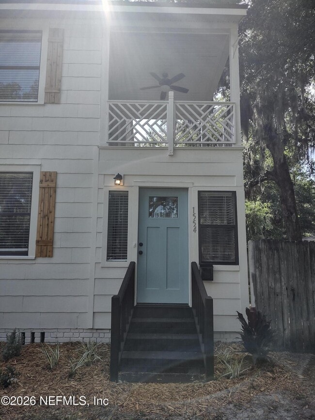 Building Photo - 1552 Naldo Ave