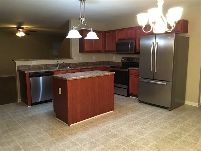Building Photo - 13827 Allison Forest Trl