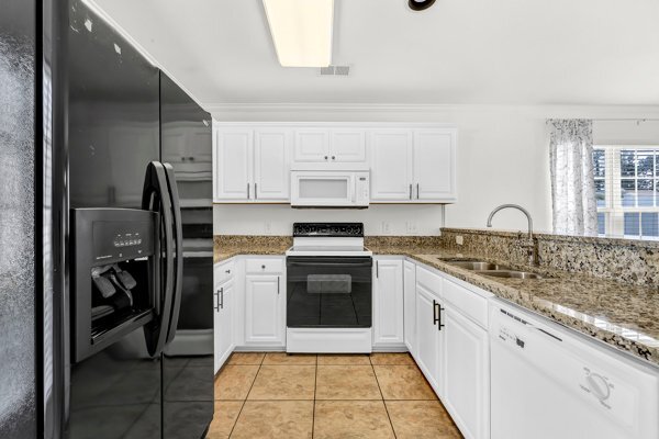 Foto del edificio - 395 Thistle Ln