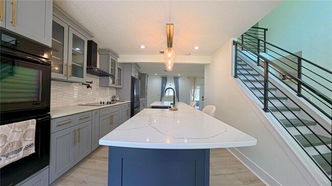 Foto del edificio - 16948 Corner Hill Ct