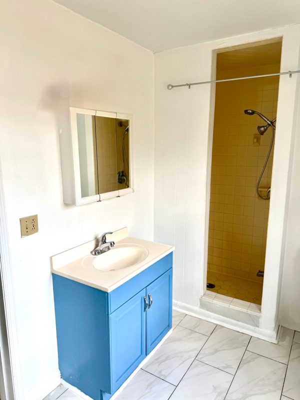 Building Photo - 2502 Ave O NW