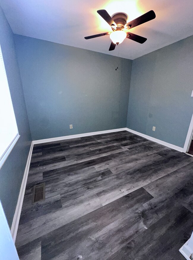 Building Photo - 10612 Holleybrooke Dr