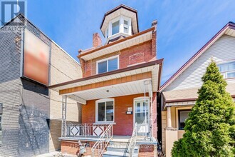 Building Photo - 1113 Dufferin St