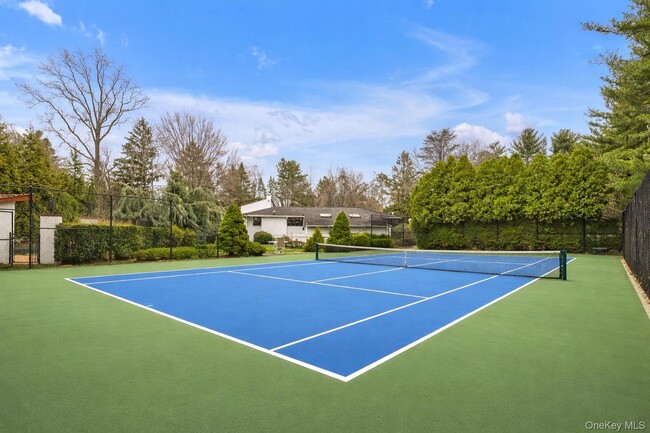 Building Photo - 8 Plaka Ct