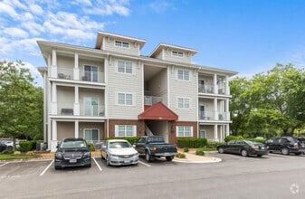 Building Photo - 900 Southmoor Dr