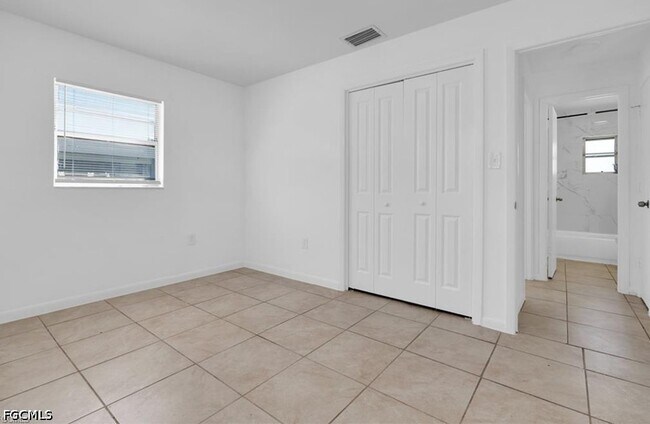Foto del edificio - 5534 Seventh Ave