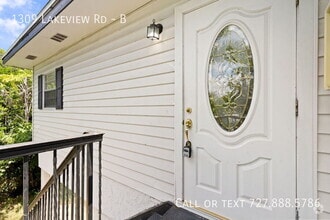 Building Photo - 1309 Lakeview Rd