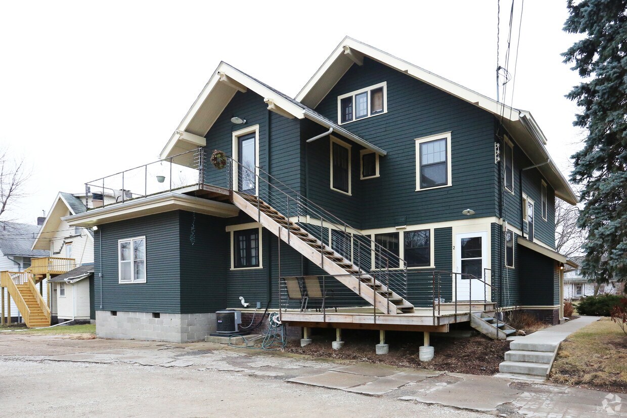 Building Photo - 2841 Kingman Blvd
