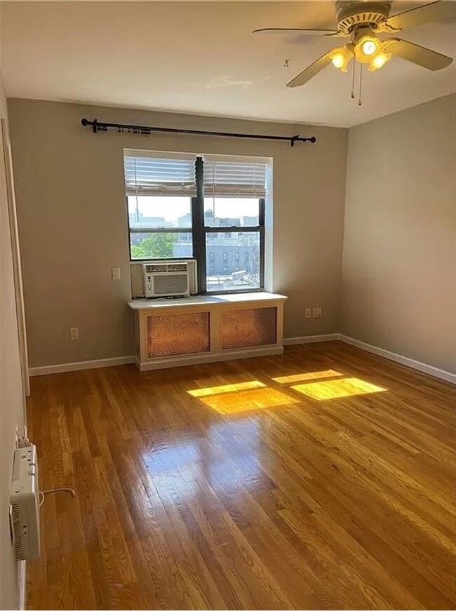 Building Photo - Gorgeous 1 Bed 1 Bath