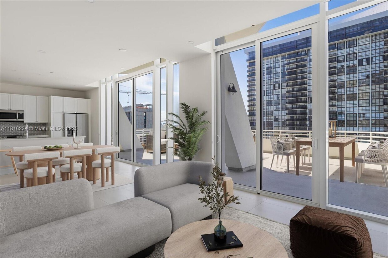 Foto principal - 555 NE 34th St