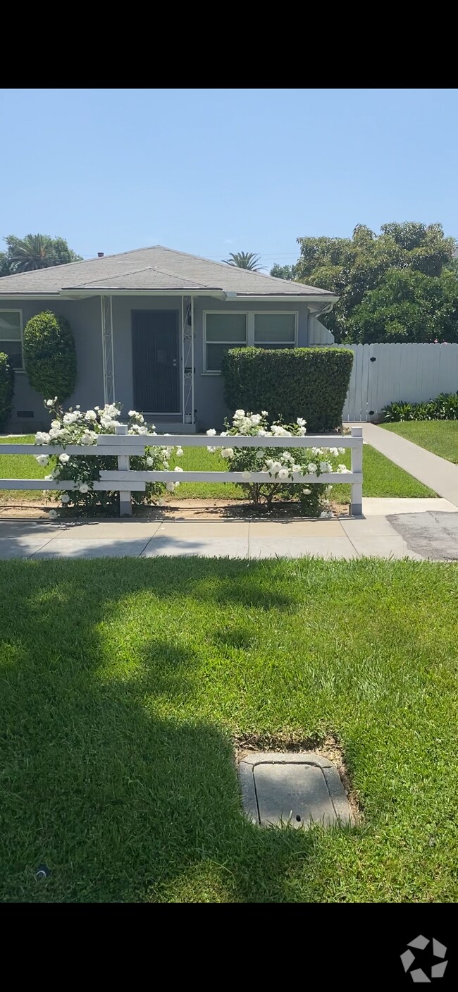 Mount Rubidoux Historic District Apartments under 1,500 Riverside