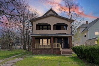 Building Photo - 3455 E 121st St