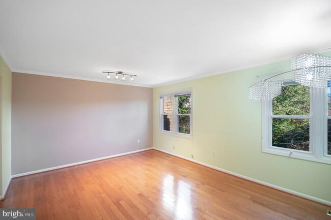 Building Photo - 7452 Zanuck Ct