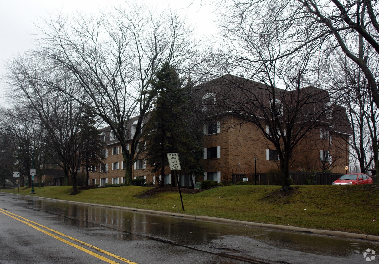 4343 W Bancroft St, Toledo, OH 43615 Apartments - Toledo, OH