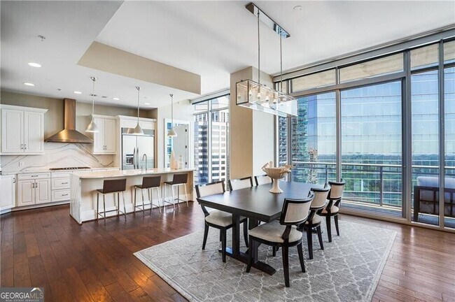 Foto del edificio - 1065 Peachtree St NE