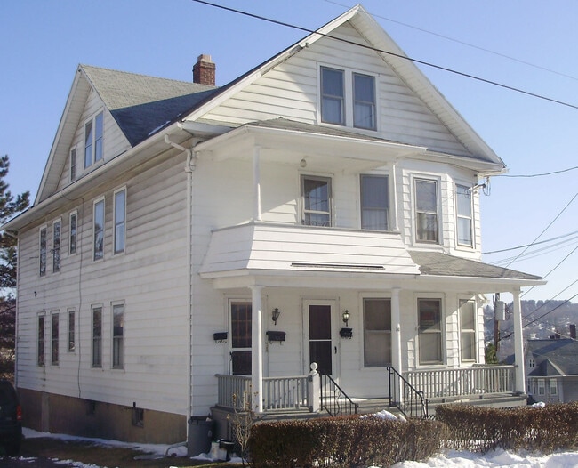 Building Photo - 30 Francis st
