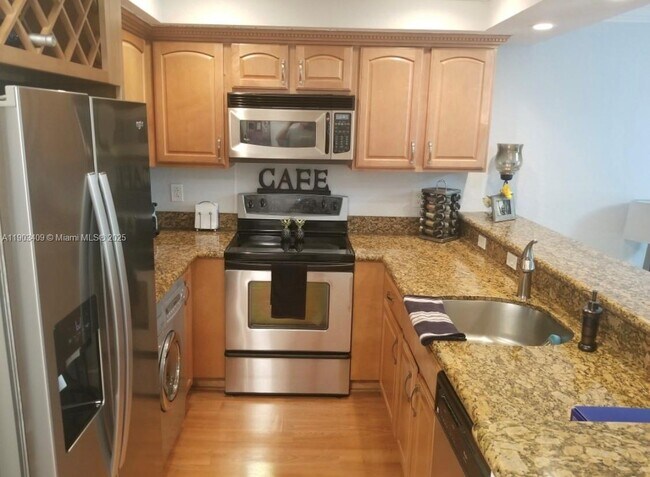 Foto del edificio - 150 NE 15th Ave