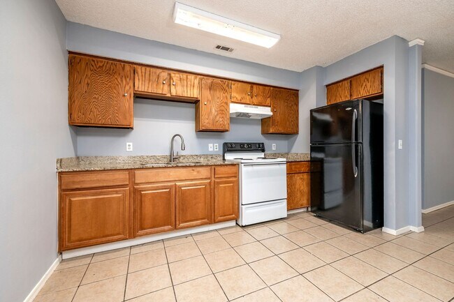 Foto del edificio - Quaint Rogers Home!