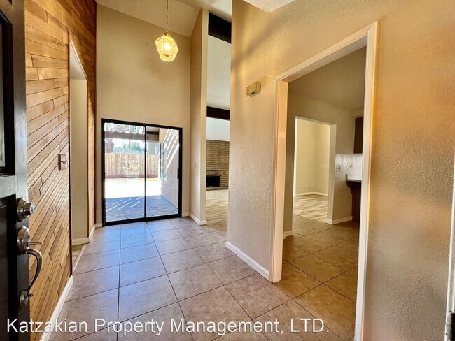 Building Photo - 3 br, 2 bath House - 4517 Da Vinci Dr.