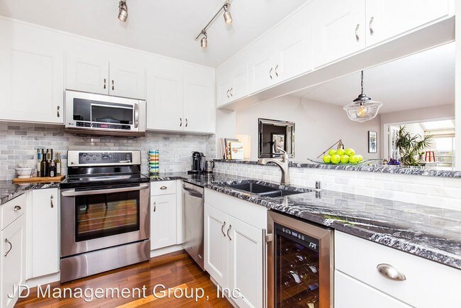 Building Photo - 2 br, 2 bath House - 1200 Brickyard #202