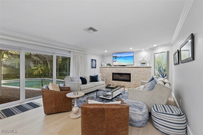 Foto del edificio - 635 Fountainhead Ln