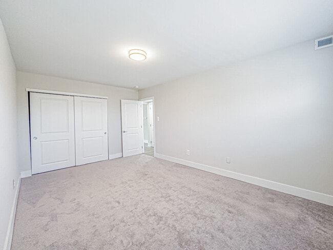 Building Photo - Forest Station Apartments