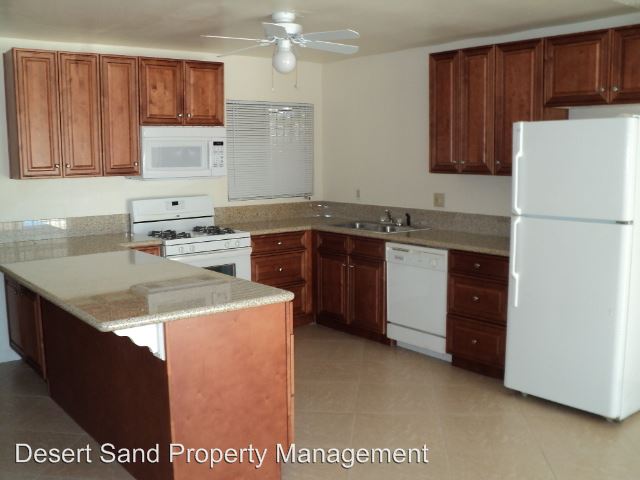 Building Photo - 3020 Merritt Ave