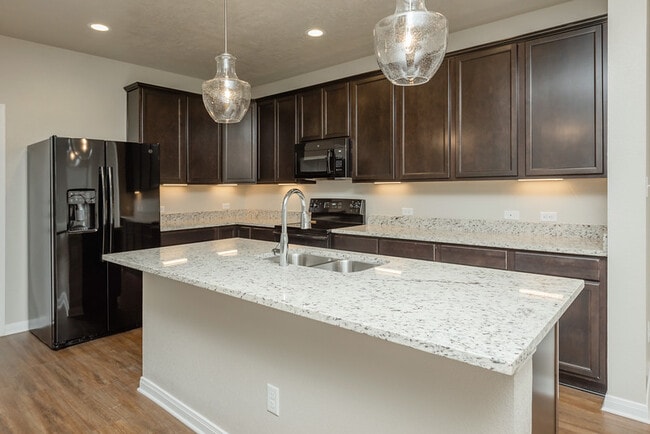 Building Photo - 4089 Cross Park Dr