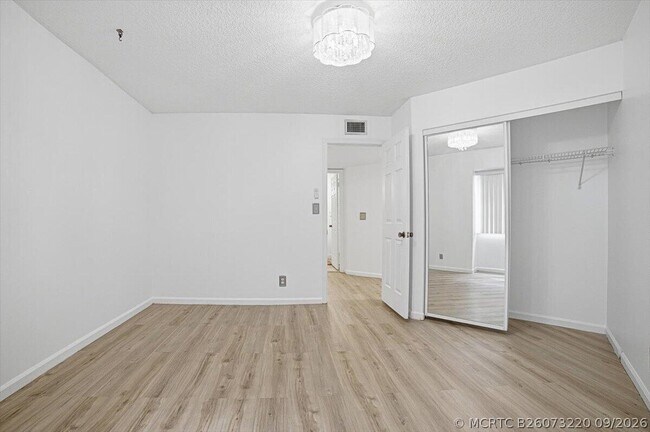 Building Photo - 11635 Ficus St