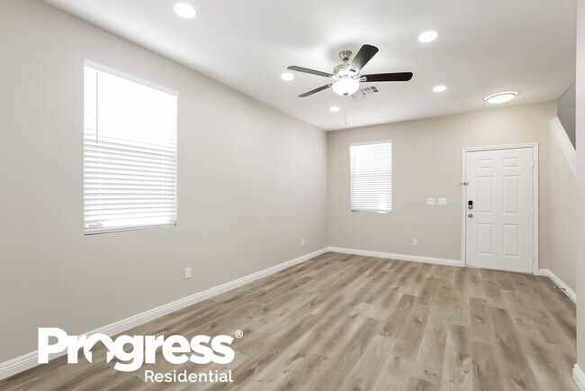 Foto del edificio - 2647 Cottonwillow St