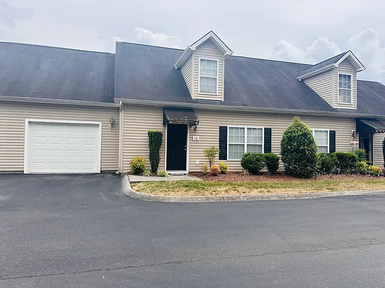 Primary Photo - 396 Jonesboro Rd