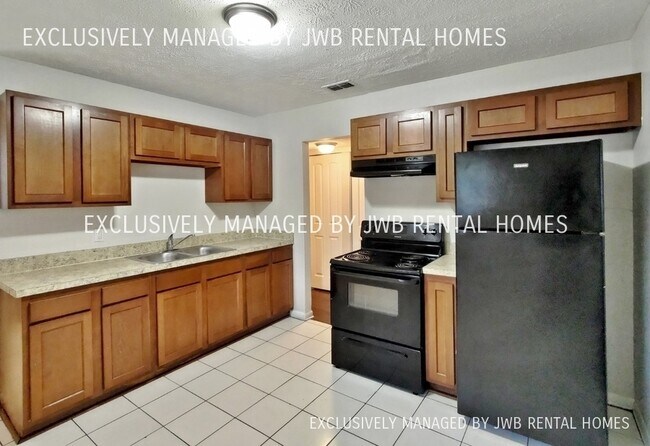 Foto del edificio - 9332 Norfolk Blvd