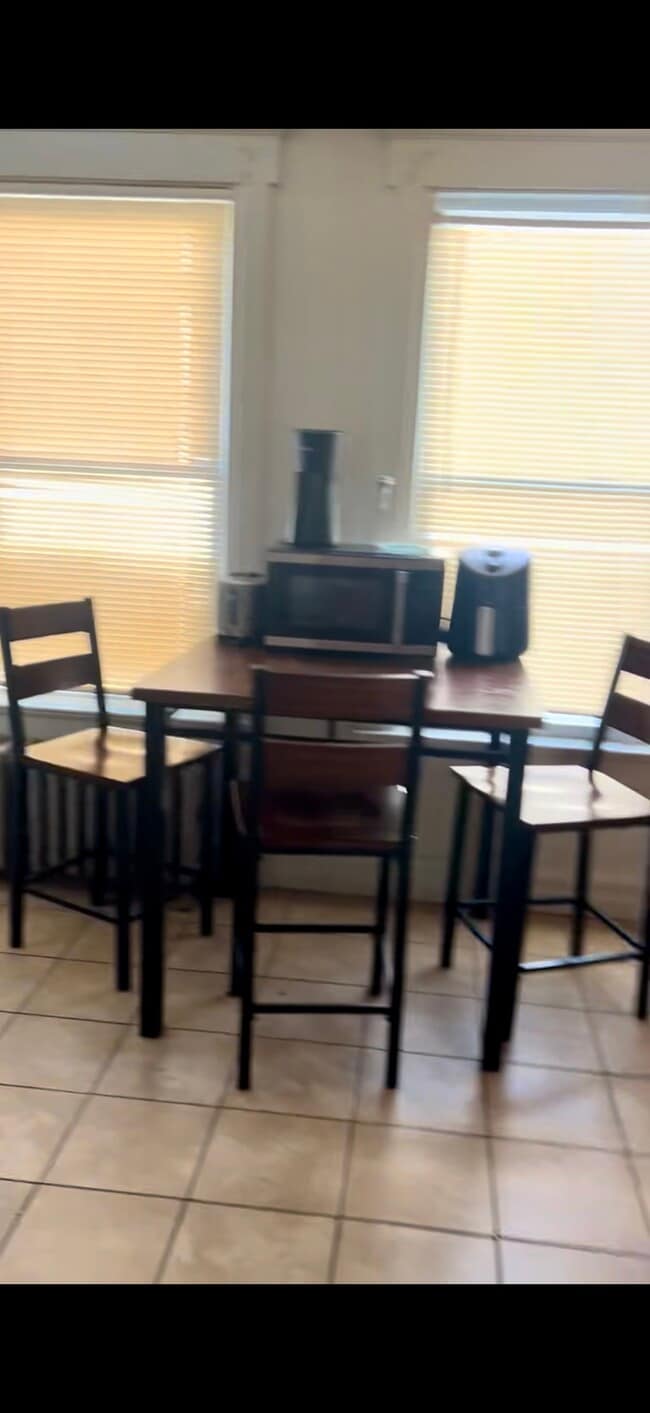 Building Photo - 77 2nd St