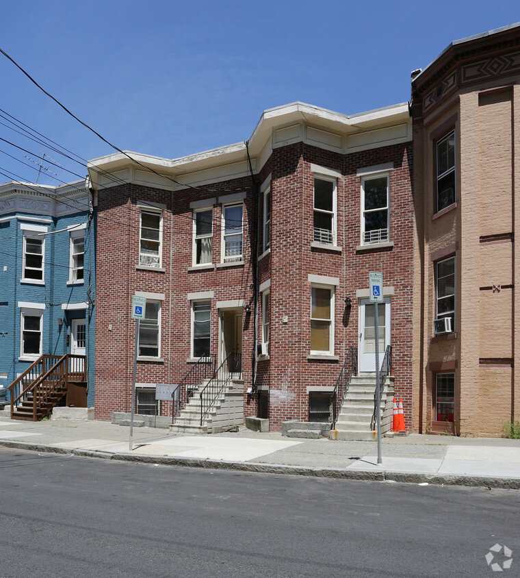 Primary Photo - 25 Elberon Pl