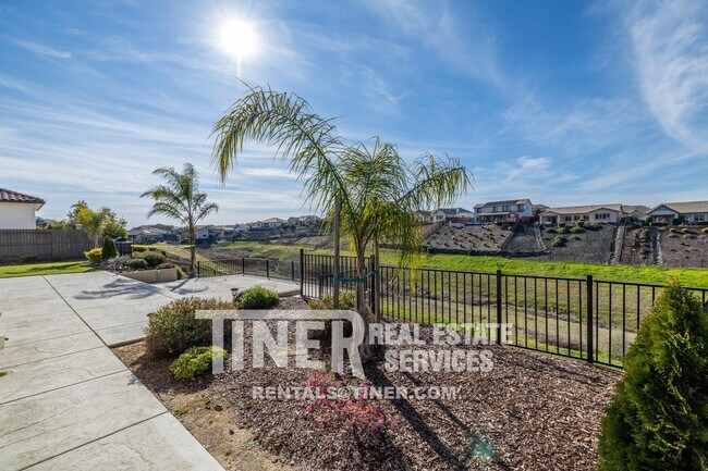 Foto del edificio - Luxury El Dorado Hills Estate in Blackstone