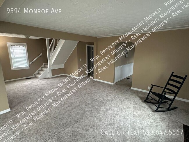 Building Photo - 9594 Monroe Ave