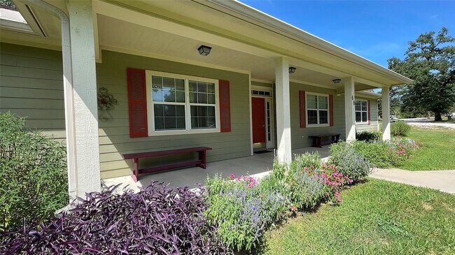 Building Photo - 68 Lowery Ln