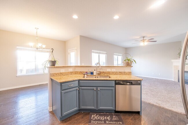 Building Photo - This 3,107 square foot single family home ...