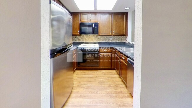 Foto del edificio - 709 143rd Ave NE