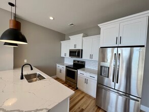 Building Photo - 409 Lackawanna Ave