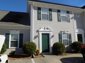 Building Photo - 3059 Lee Hwy