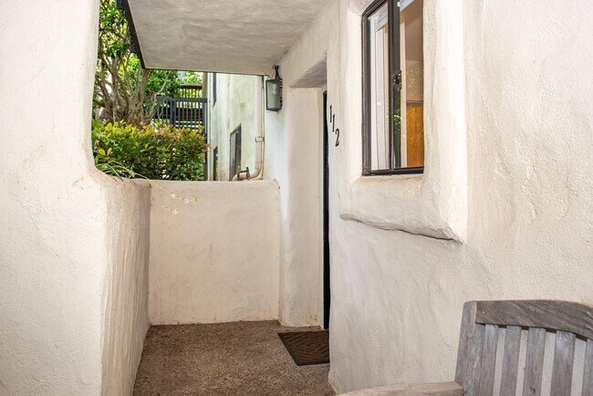 Foto del edificio - Furnished Coastal Rental | Available September 15 – April 15
