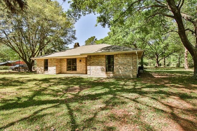 Foto del edificio - 17406 Bobcat Trail