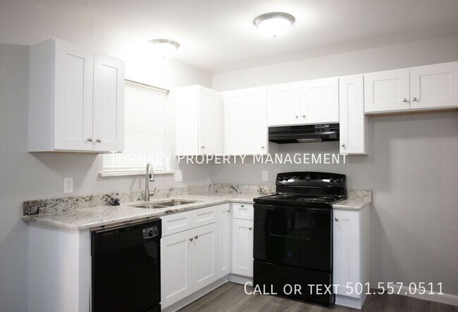 Foto del edificio - 9308 Lew Dr