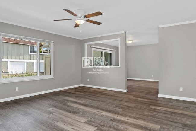 Foto del edificio - 23072 Via Pimiento-