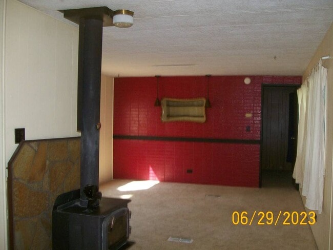 Foto del edificio - 27901 Norris Rd
