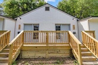 Building Photo - 125 Hibiscus Ave