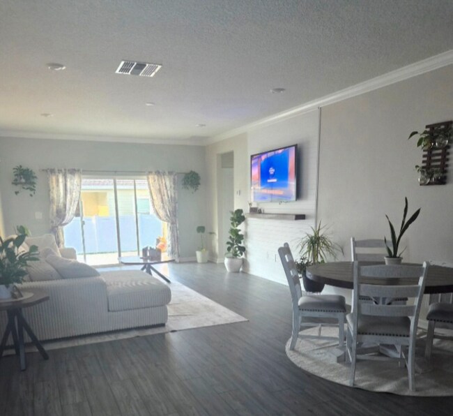 Foto del edificio - 4643 SW 84th St Rd