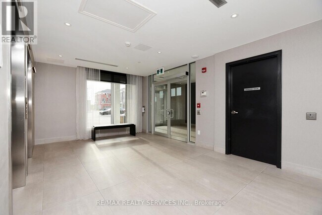 Building Photo - 200 Lagerfeld Dr