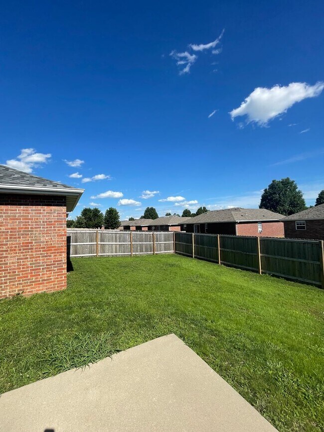 Foto del edificio - Executive Rental in Willard School District
